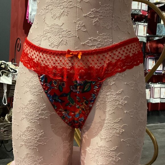 PINK Victoria's Secret Stretch Floral Print Lace Underwear Size L Red - Picture 1 of 3